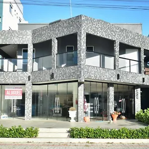 Residencial Melfi 3 Ap. 7 Fundos Bombinhas