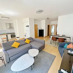Apartment Liberty 140 Deluxe, Lisbon