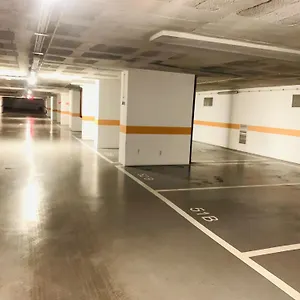 - Martim Moniz And Garage Apartamento