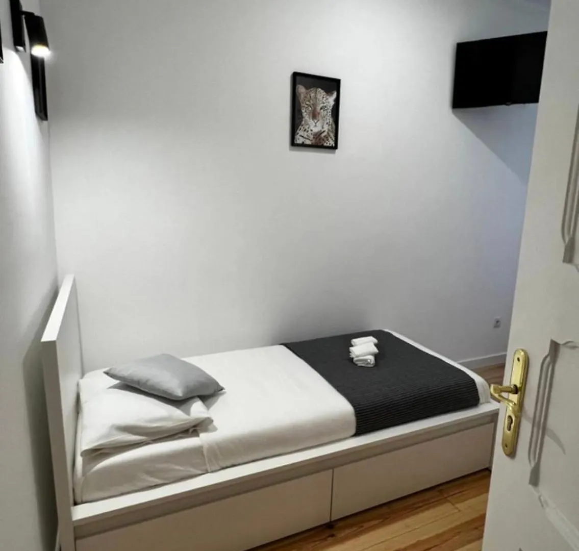 Apartamento Pensamento Inedito 55 Lisbon 0*,