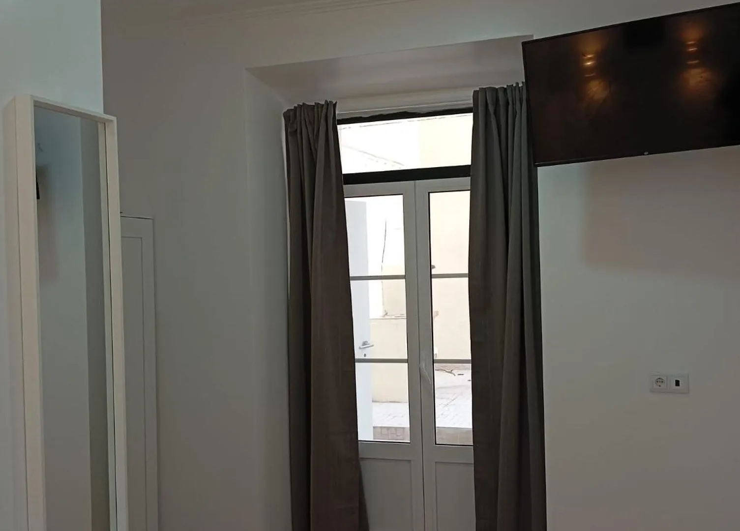 Apartamento Pensamento Inedito 55 Lisbon Portugal
